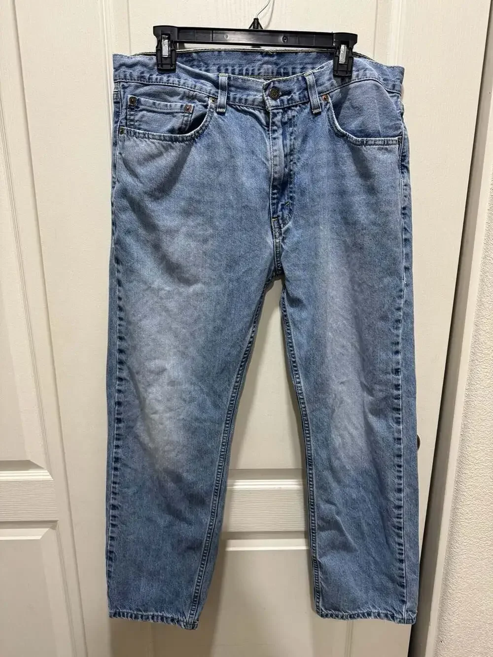 Levi's 505 Regular Fit Straight Leg Jeans Men's 36x30 Medium Wash Denim